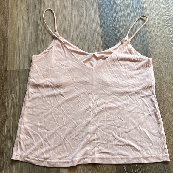 🌟5 for $25🌟 NWOT Double V Camisole in Pink Smoke - Picture 6 of 8